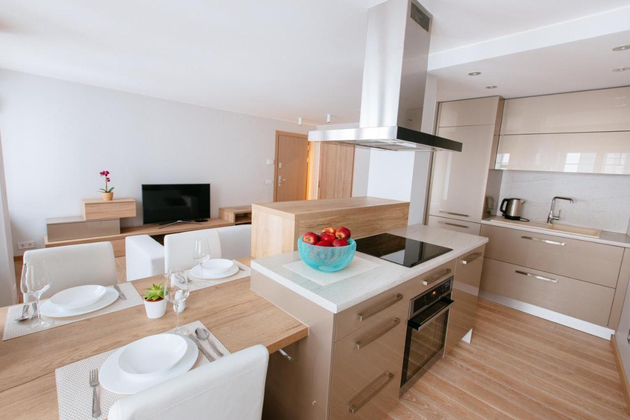 New Exclusive 2 Bedroom Apartment In OldRīga Exterior foto