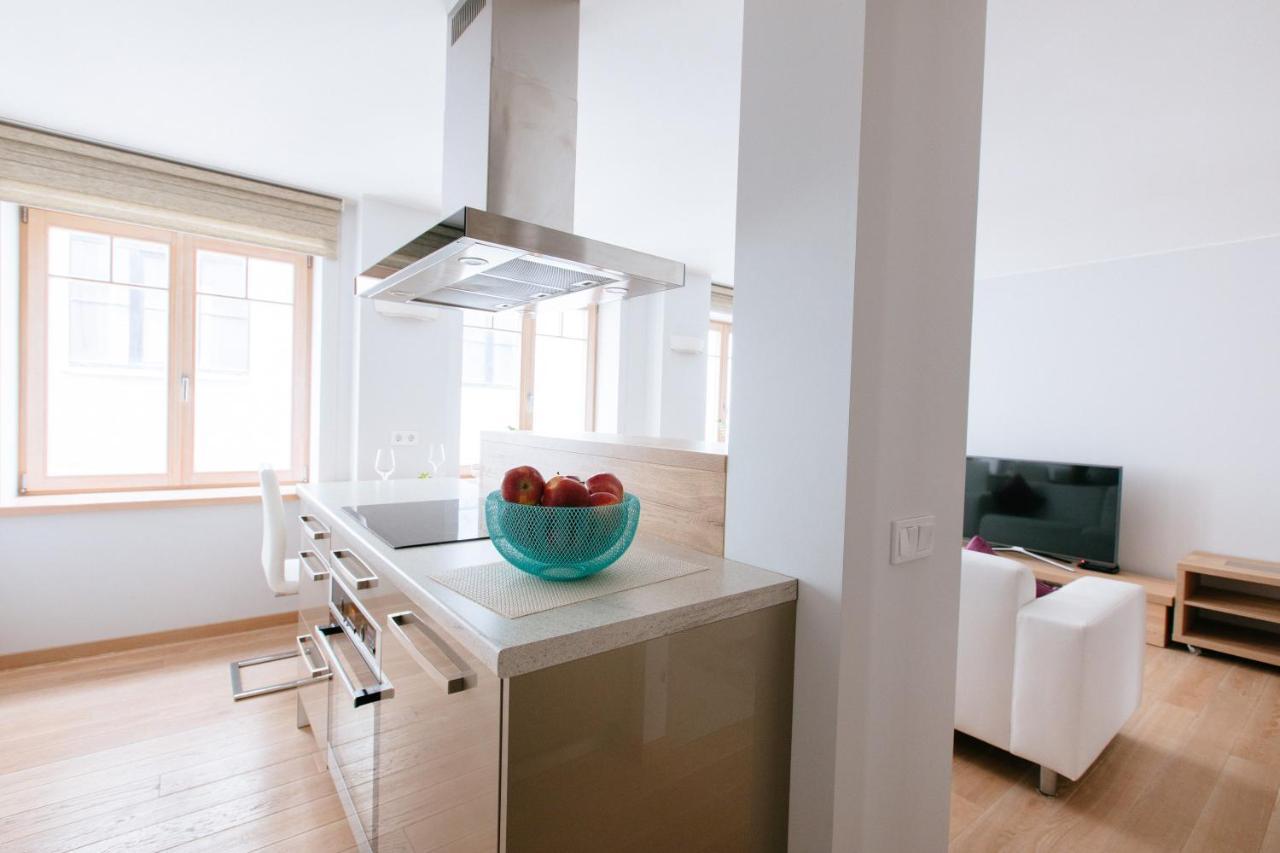 New Exclusive 2 Bedroom Apartment In OldRīga Exterior foto